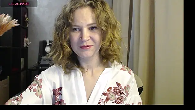 Snapshot of harpermoss chatting on September 2025 10:21:01 PM harpermoss online show from September 2025 10:21:01 PM