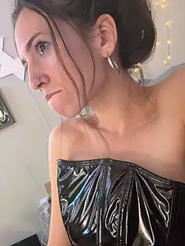 Snapshot of icy_pisces chatting on January 2026 02:04:02 AM icy pisces online show from January 2026 02:04:02 AM