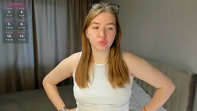 AlinaSollman online show from September 2025 04:08:01 AM