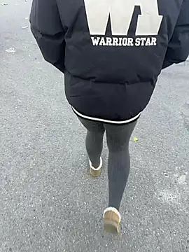 Fengbaby-555 online show from November 2025 07:31:01 AM