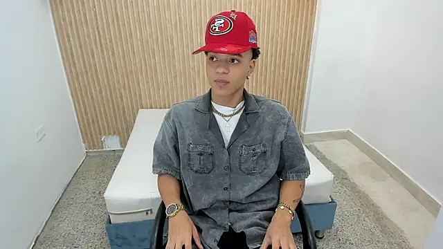 Snapshot of MARSHALL_SPENCER chatting on October 2025 12:59:02 PM MARSHALL SPENCER online show from October 2025 12:59:02 PM