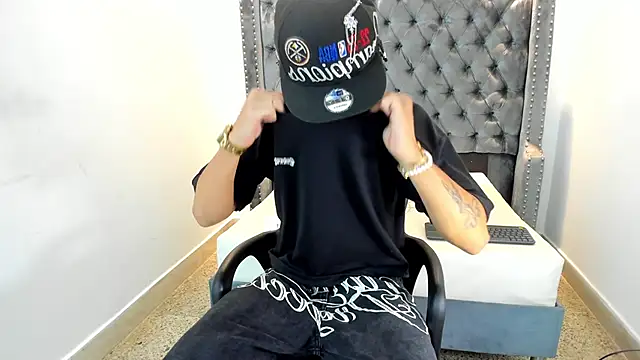 Snapshot of MARSHALL_SPENCER chatting on November 2025 01:16:02 PM MARSHALL SPENCER online show from November 2025 01:16:02 PM