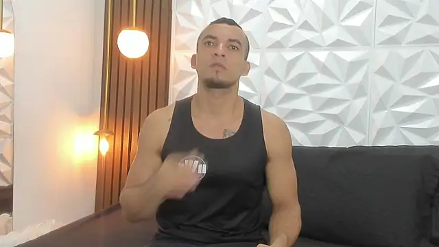 johan miller0 online show from October 2025 12:56:01 AM