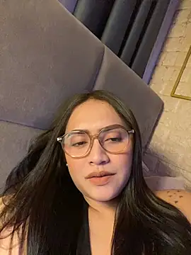 yourdevilsweettsx online show from November 2025 03:27:02 PM