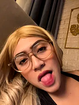 yourdevilsweettsx online show from November 2025 11:58:01 AM