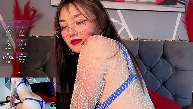 Emily Caprile online show from September 2025 01:14:01 PM