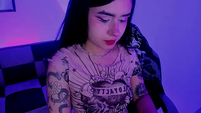 GwenHazel online show from September 2025 11:11:01 AM