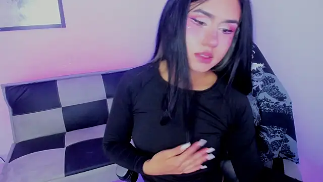 GwenHazel online show from September 2025 11:32:01 AM