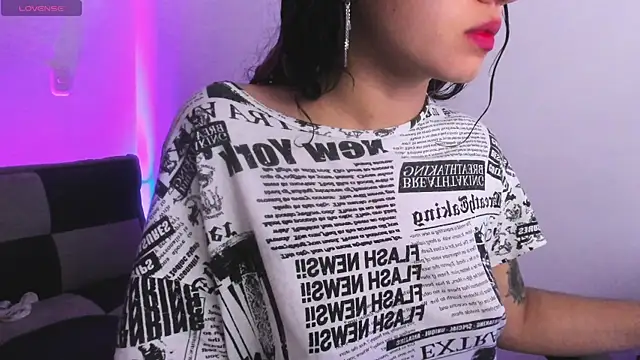 GwenHazel online show from October 2025 12:07:01 PM