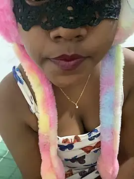 Snapshot of vinushi chatting on October 2025 03:37:02 PM vinushi online show from October 2025 03:37:02 PM