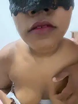 Snapshot of vinushi chatting on September 2025 04:02:01 PM vinushi online show from September 2025 04:02:01 PM