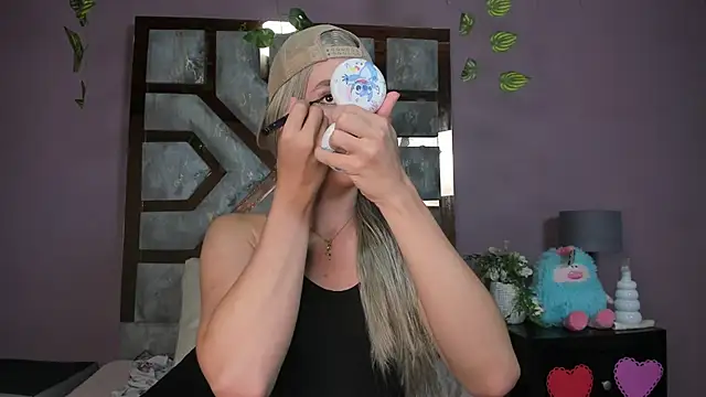 Electra Gosselin online show from April 2026 12:56:01 AM