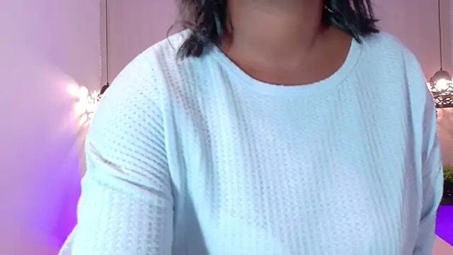 NaiaraMasson  online show from October 2025 12:49:02 PM