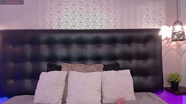 NaiaraMasson  online show from March 2026 12:11:01 PM