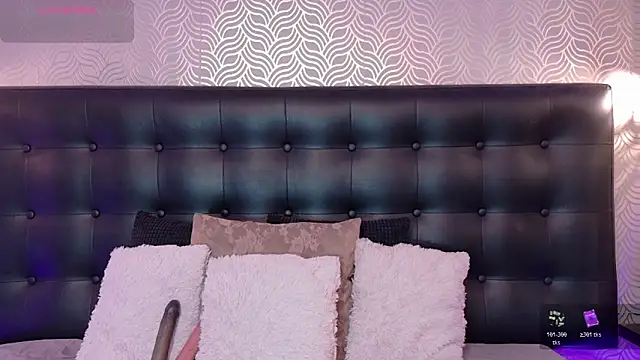 NaiaraMasson  online show from November 2025 12:09:02 PM