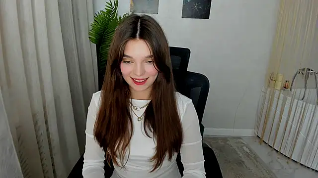 DivineAmour online show from November 2025 12:30:01 PM