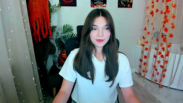 DivineAmour online show from October 2025 12:35:01 PM