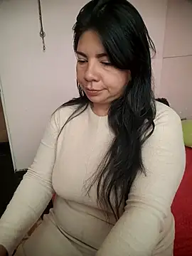 kinky momm online show from May 2026 04:39:01 PM