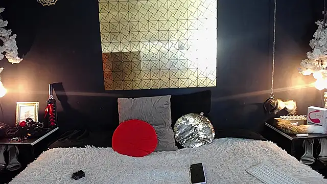 kinky momm online show from December 2025 02:09:01 PM