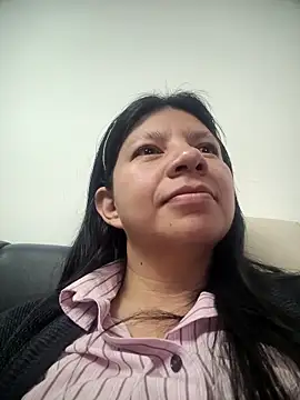 kinky momm online show from October 2025 01:12:02 PM