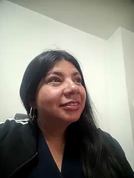 kinky momm online show from October 2025 06:52:01 PM