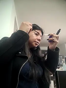 kinky momm online show from October 2025 01:34:02 PM