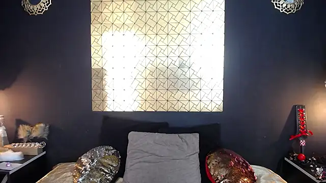 kinky momm online show from April 2026 03:46:02 PM