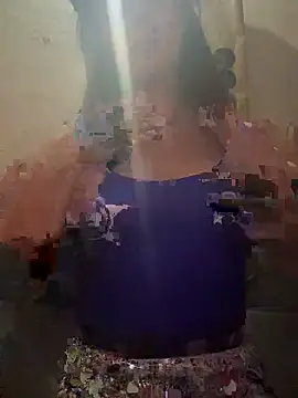 Snapshot of ladiosaLive chatting on October 2025 08:41:02 PM ladiosaLive online show from October 2025 08:41:02 PM