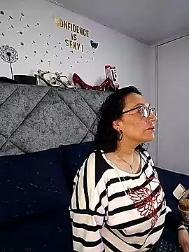 Shantey Laurent online show from March 2026 03:01:01 PM