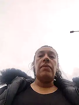 Shantey Laurent online show from April 2026 12:06:01 PM