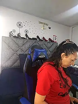 Shantey Laurent online show from March 2026 01:16:01 PM