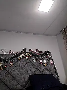 Shantey Laurent online show from December 2025 08:04:02 PM