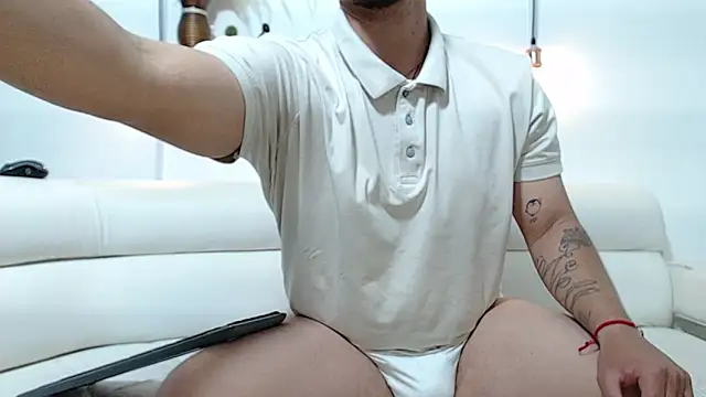 estivii online show from March 2026 07:39:01 PM