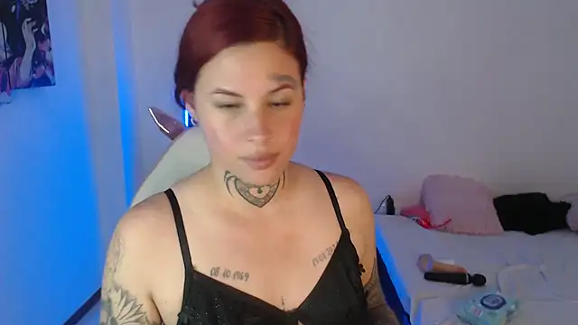 Maddy Vicius19 online show from October 2025 08:28:02 PM