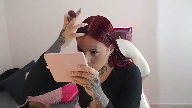 Maddy Vicius19 online show from September 2025 09:32:02 PM