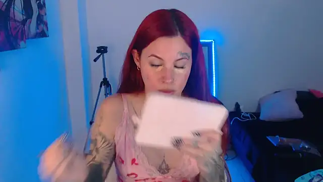 Maddy Vicius19 online show from November 2025 09:58:01 PM