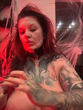 Sabien DeMonia online show from October 2025 04:36:01 PM