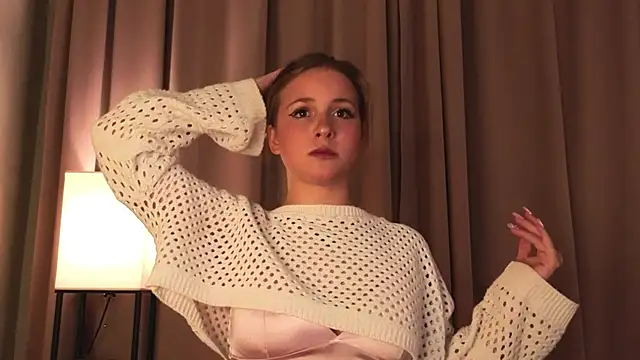 Snapshot of LoveSeekins chatting on November 2025 07:35:02 PM LoveSeekins online show from November 2025 07:35:02 PM