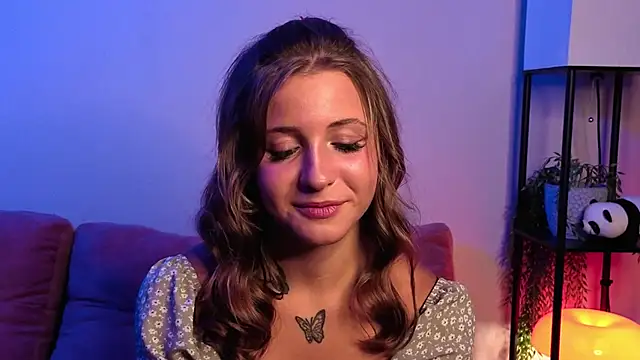 Snapshot of LoveSeekins chatting on November 2025 07:07:02 PM LoveSeekins online show from November 2025 07:07:02 PM