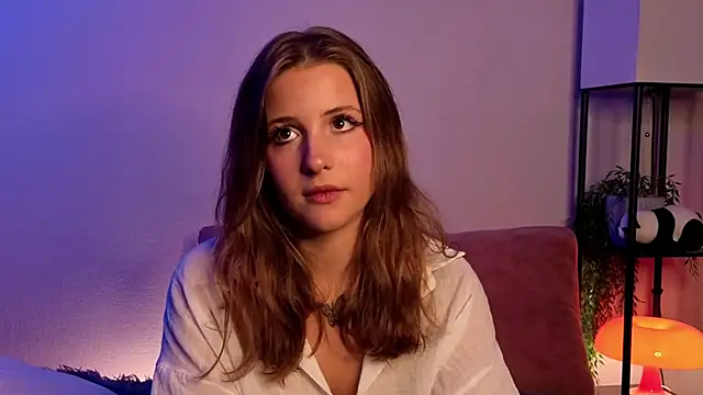 Snapshot of LoveSeekins chatting on November 2025 07:18:01 PM LoveSeekins online show from November 2025 07:18:01 PM