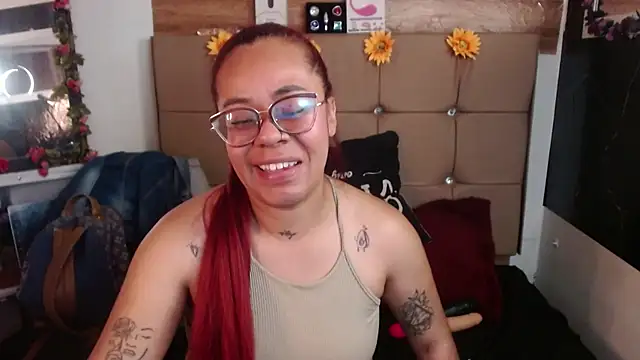 Snapshot of MIA__SPENCER chatting on January 2026 08:12:01 PM MIA SPENCER online show from January 2026 08:12:01 PM