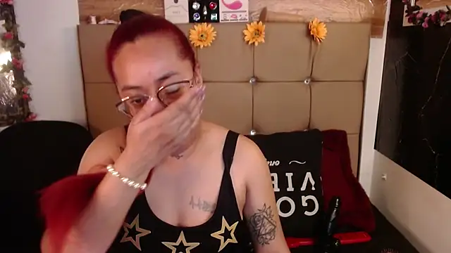 MIA  SPENCER online show from April 2026 05:39:01 PM