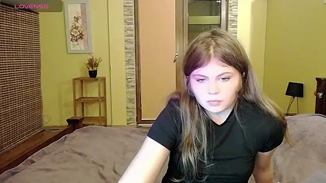 Lilly Jess online show from October 2025 06:30:02 PM