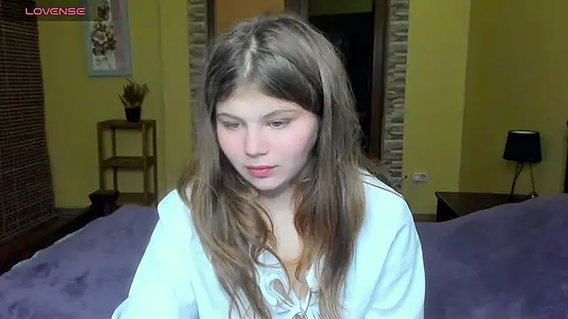 Lilly Jess online show from October 2025 06:18:02 PM