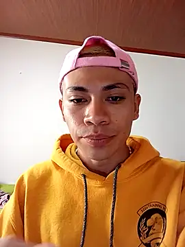 kittymutant99 online show from April 2026 06:14:01 PM