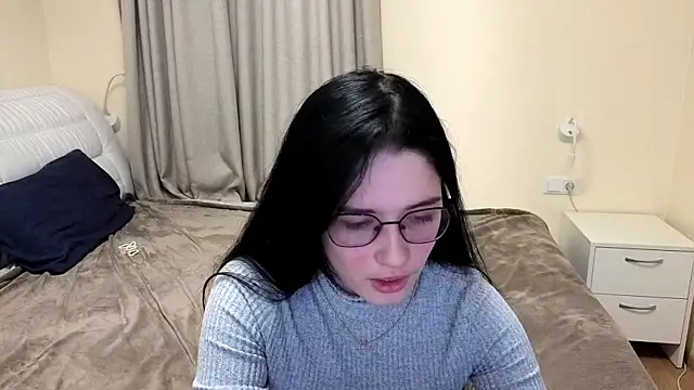 Snapshot of Charming_Mysteriousss chatting on February 2026 03:51:01 PM Charming Mysteriousss online show from February 2026 03:51:01 PM