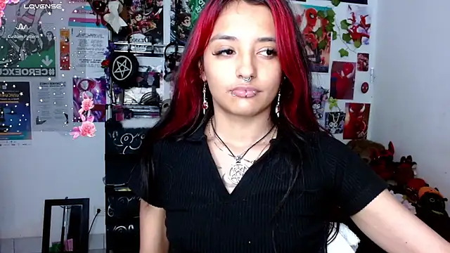 carolinerue online show from April 2026 03:44:02 AM