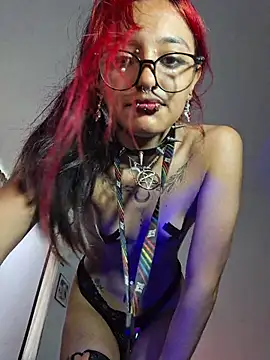 carolinerue online show from February 2026 07:46:02 PM