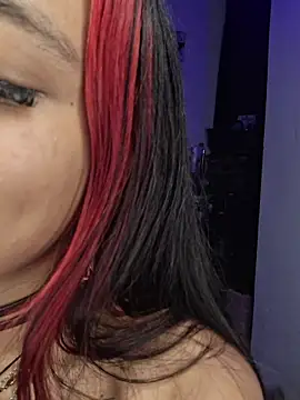 carolinerue online show from April 2026 01:42:02 AM