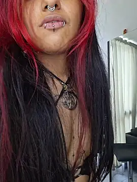 carolinerue online show from March 2026 05:26:01 PM